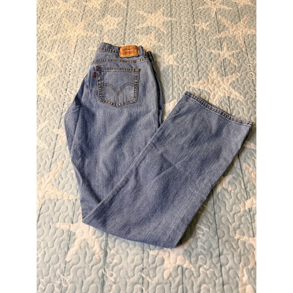 Levi's Women's Classic Bootcut Jeans Light Wash Mid Rise Jeans Size 8 Long